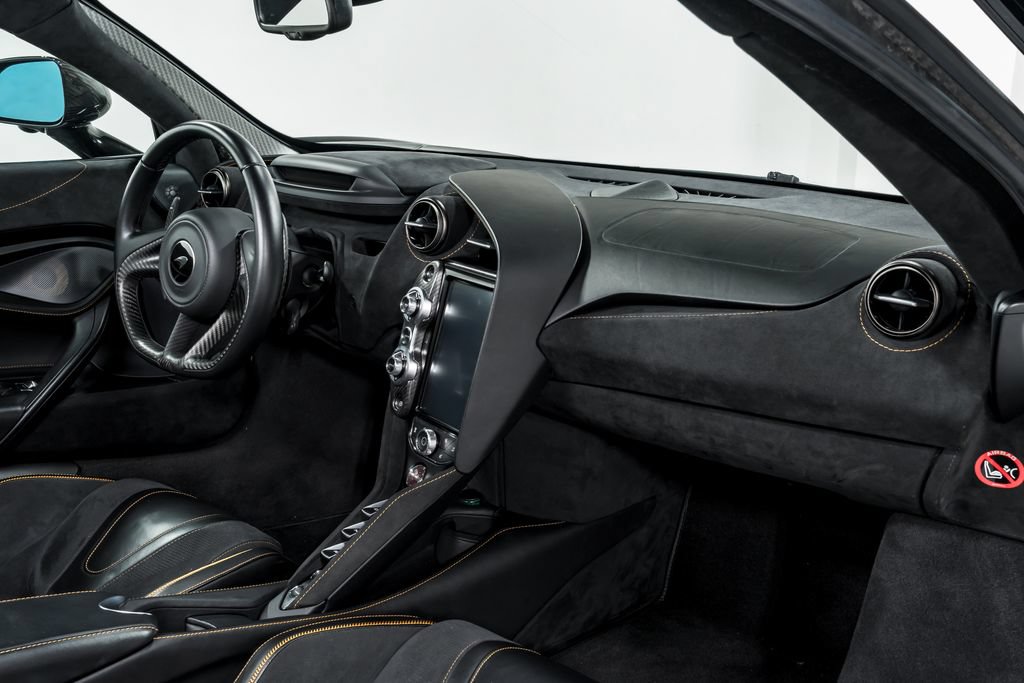Used 2020 McLaren 720S Performance RWD image 29