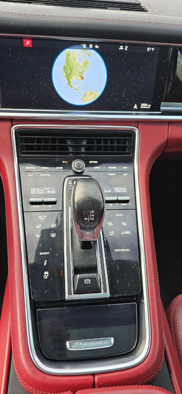 Used 2021 Porsche Panamera 4S image 26