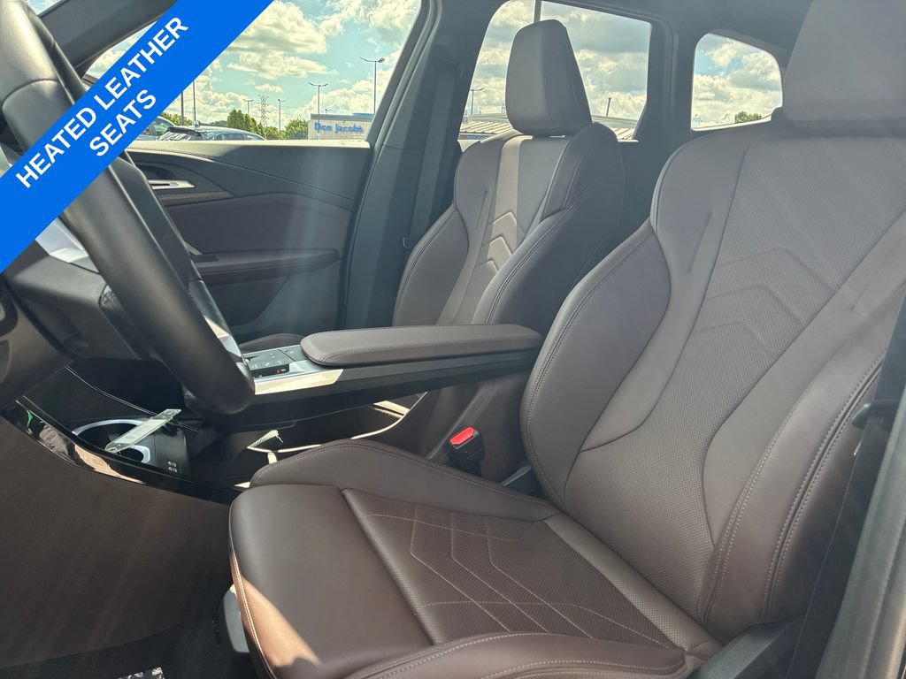 Used 2025 BMW X1 xDrive28i AWD/4WD image 12