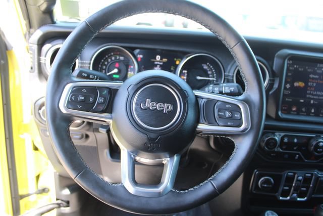 Used 2023 Jeep Wrangler Unlimited Sahara w/ Cold Weather Group AWD/4WD image 20