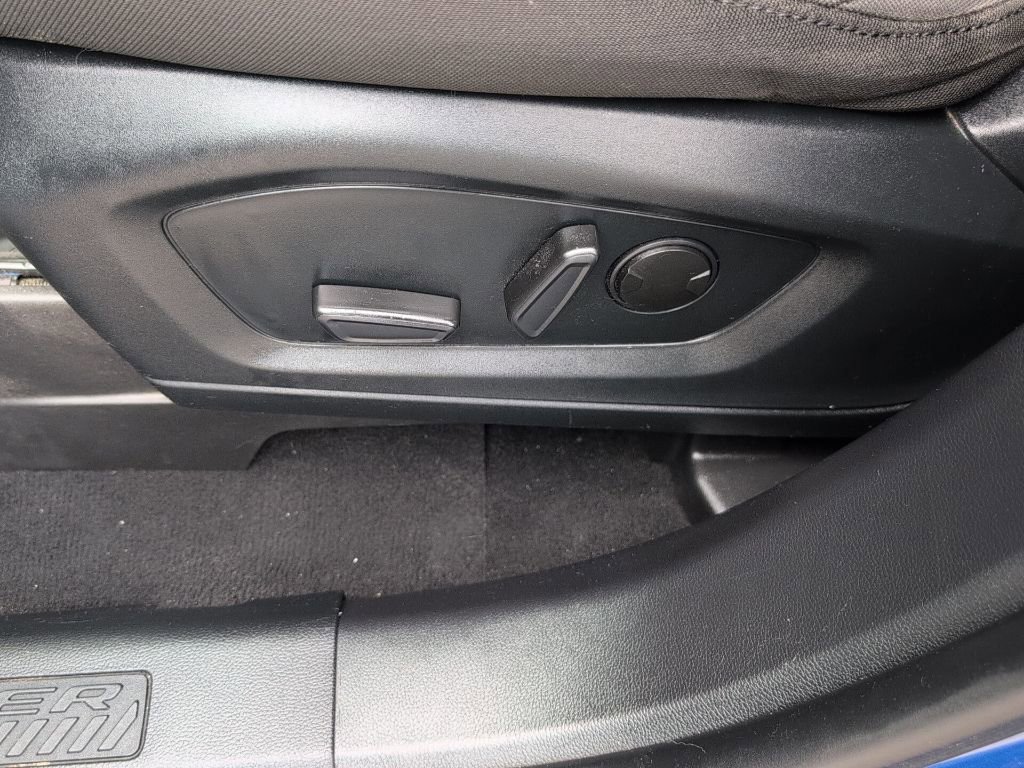 Certified 2022 Ford Explorer XLT image 9