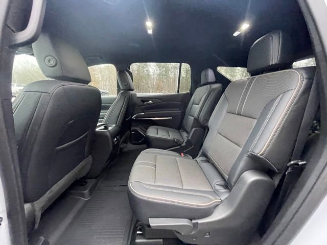 New 2026 Chevrolet Traverse High Country w/ LPO, Floor Liner Package FWD image 19