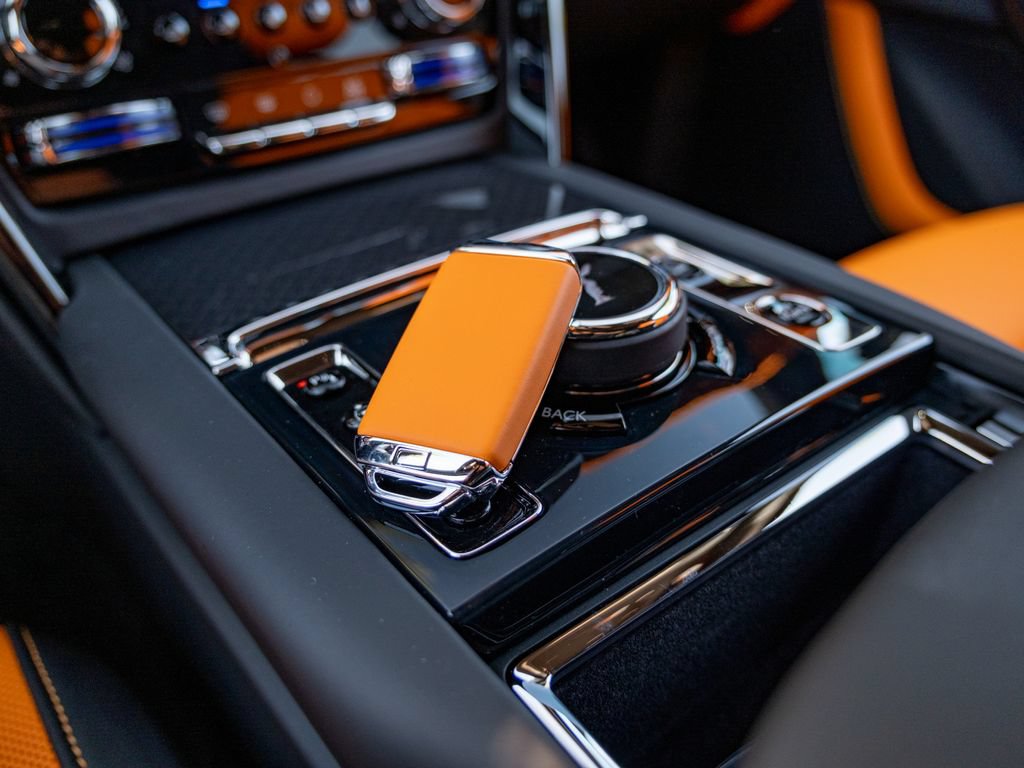 New 2027 Rolls-Royce Cullinan Black Badge AWD/4WD image 15