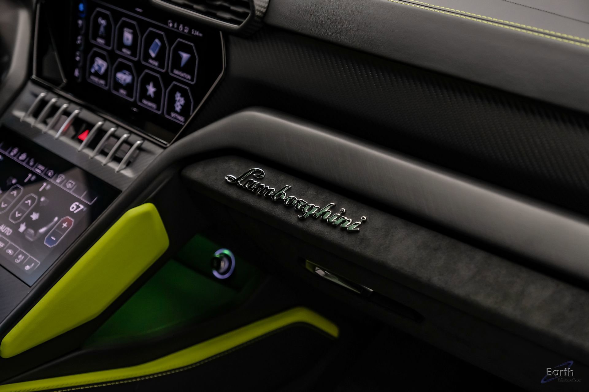 Used 2022 Lamborghini Urus image 65