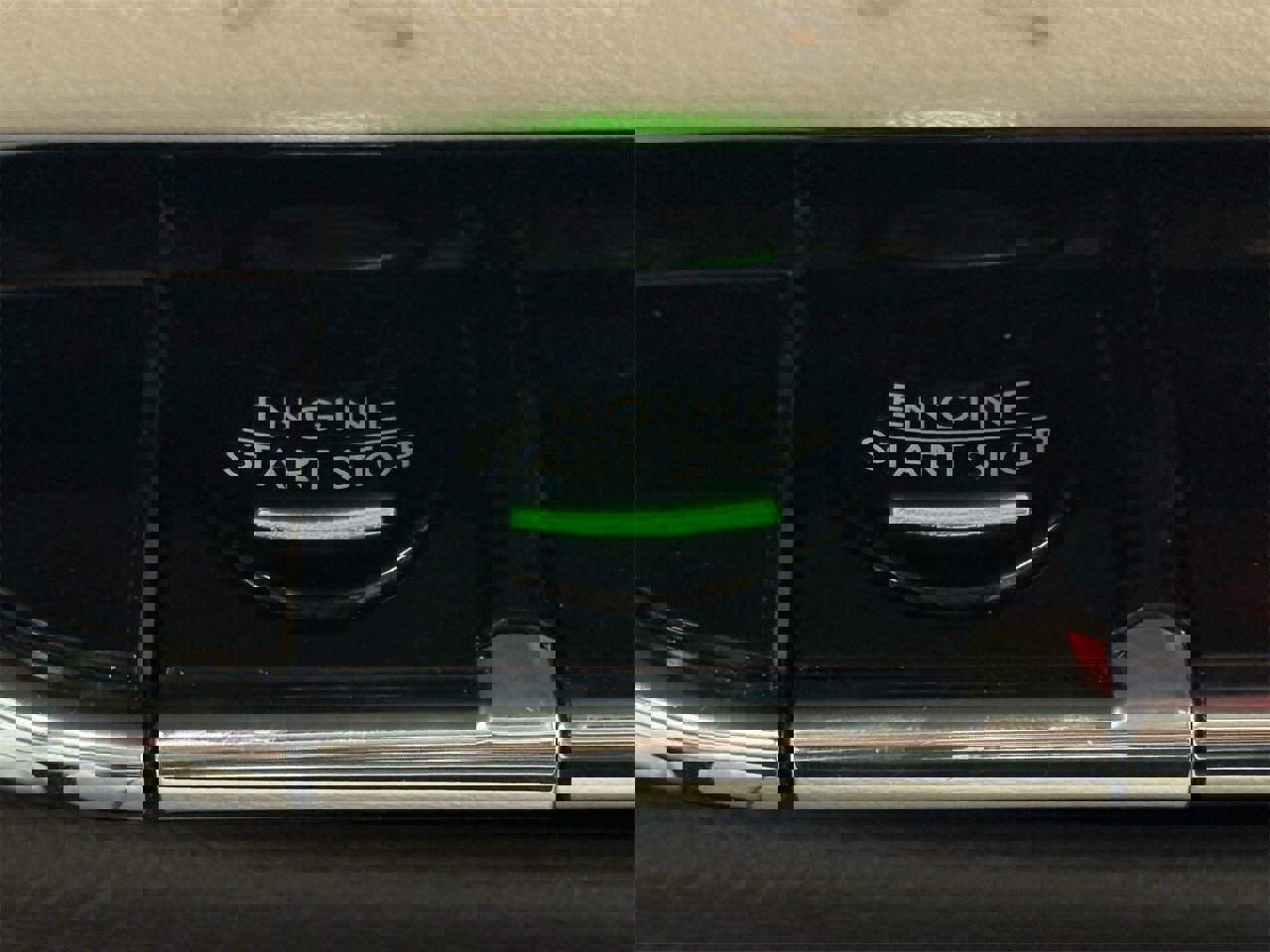 Used 2021 Lincoln Nautilus FWD image 22