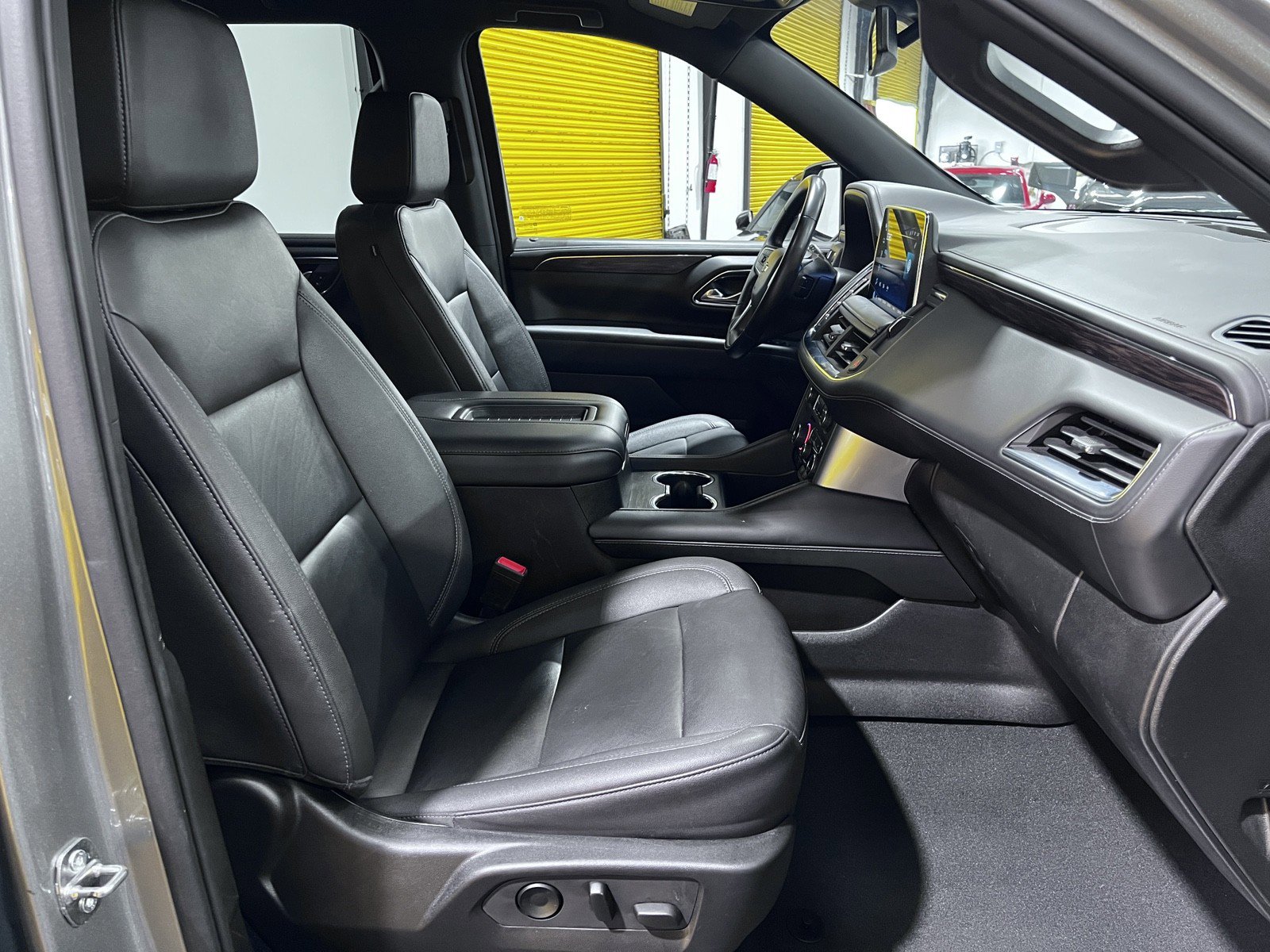Used 2023 Chevrolet Tahoe LT image 17