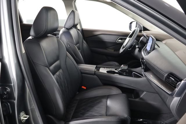 Used 2023 Nissan Rogue Platinum w/ Platinum Premium Package image 18