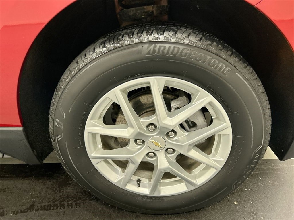 Used 2023 Chevrolet Equinox LT image 8