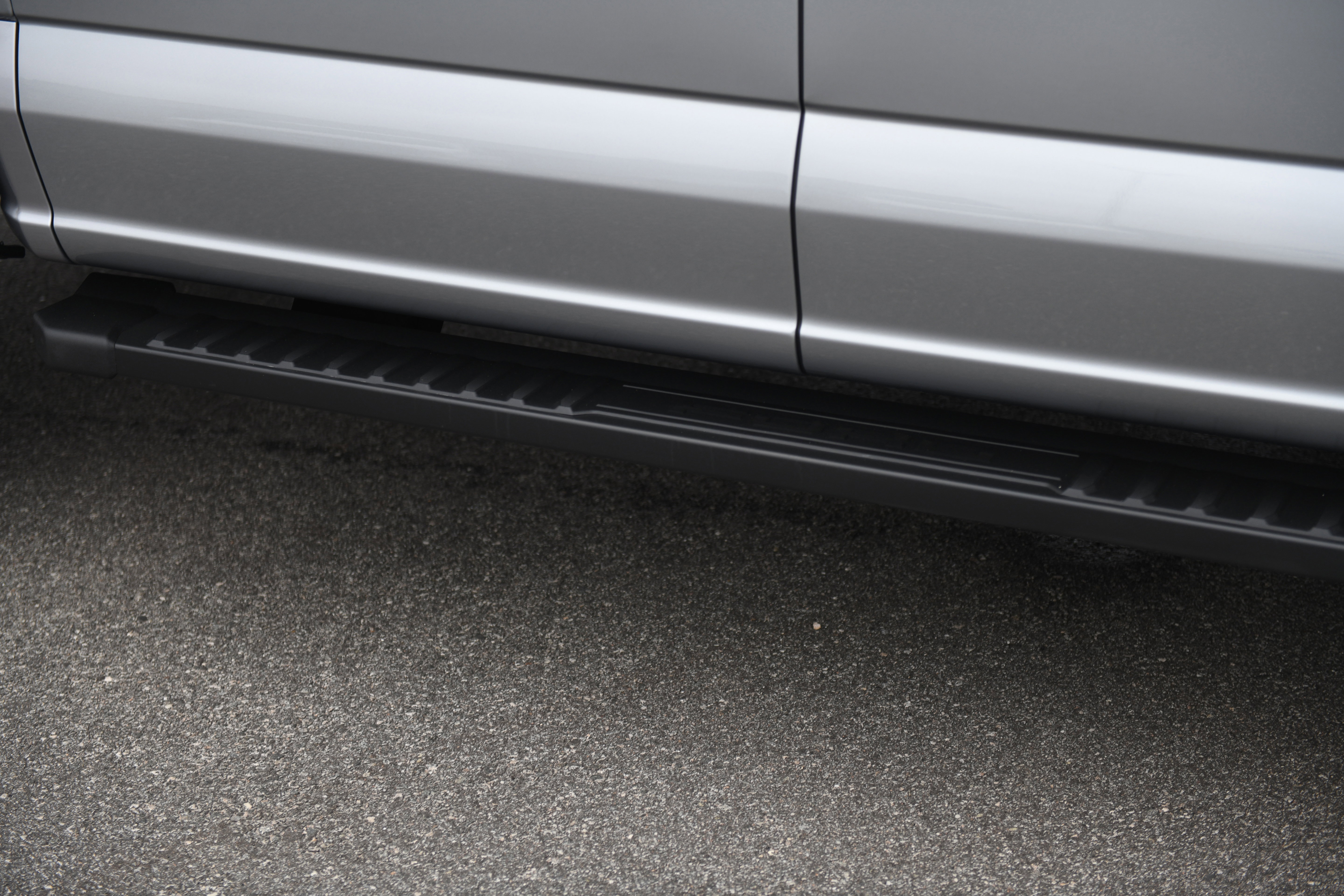 New 2026 Ford F150 XLT w/ Equipment Group 302A MID image 5