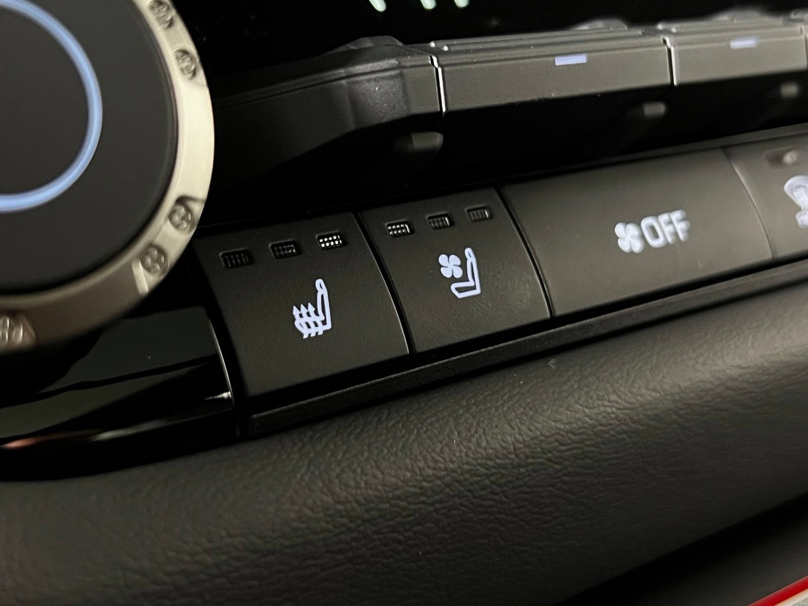 New 2026 Toyota Tundra Capstone AWD/4WD image 17