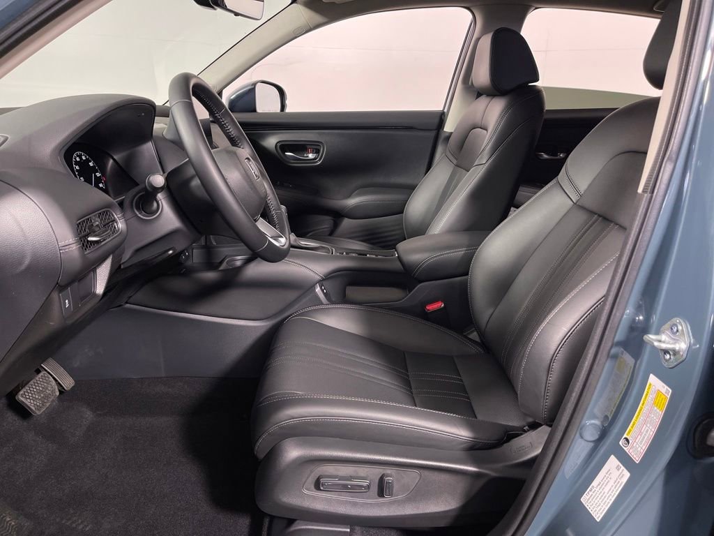 Used 2026 Honda HR-V EX-L image 12