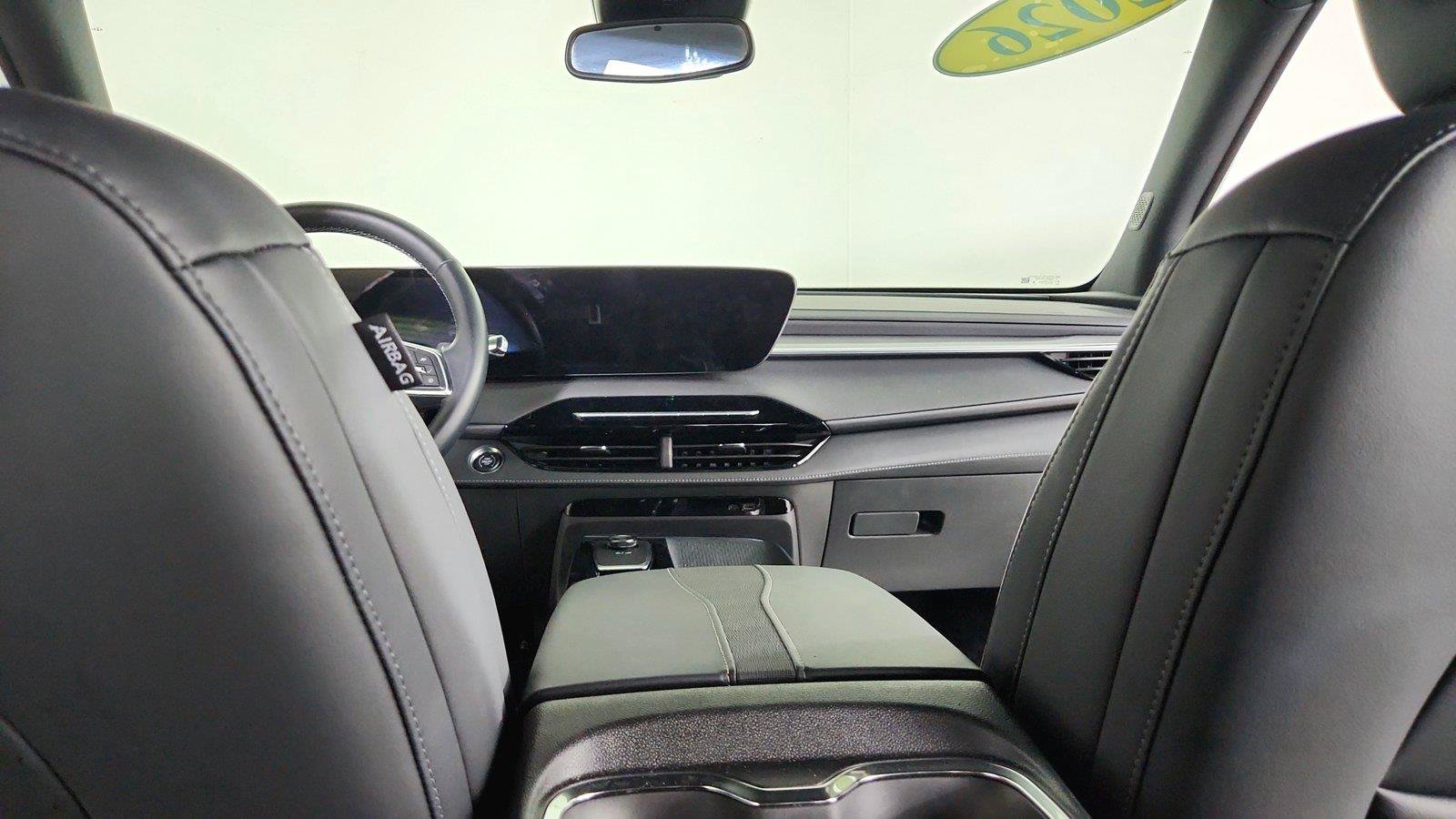 Used 2026 Buick Enclave Preferred AWD/4WD image 21