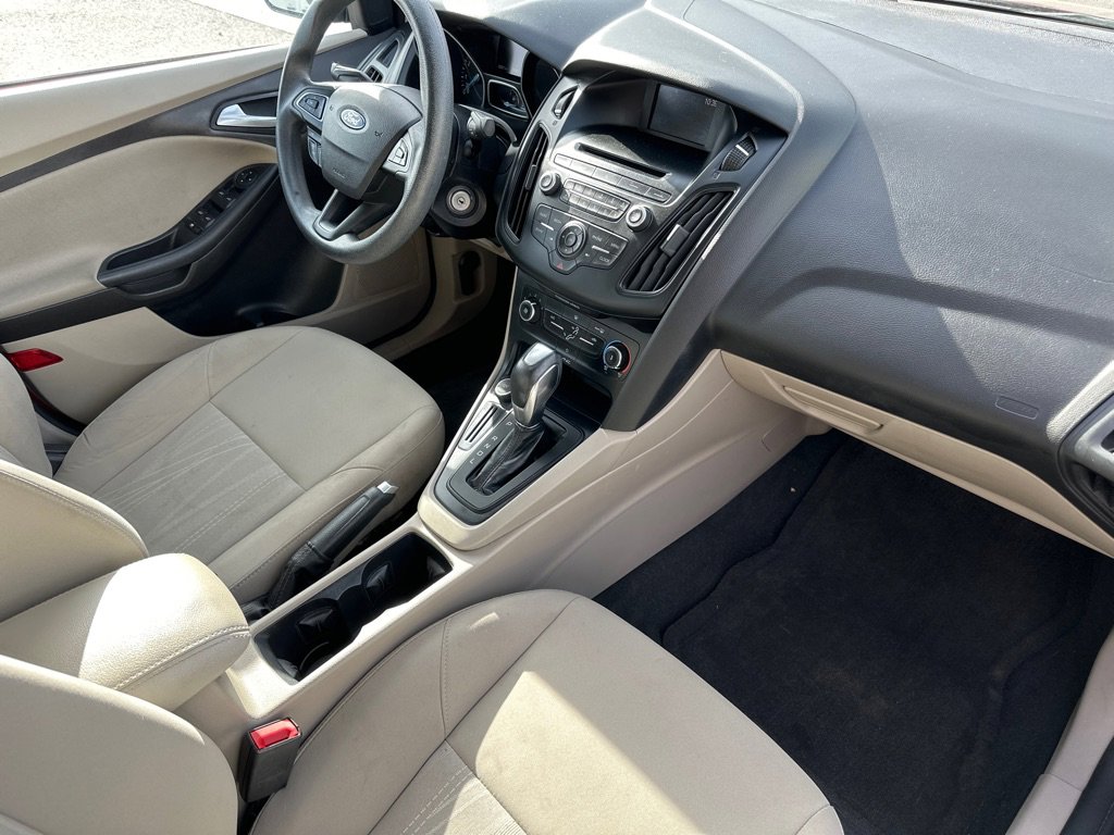 Used 2016 Ford Focus SE image 7