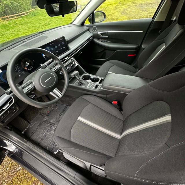 Certified 2025 Hyundai Sonata SE FWD image 13