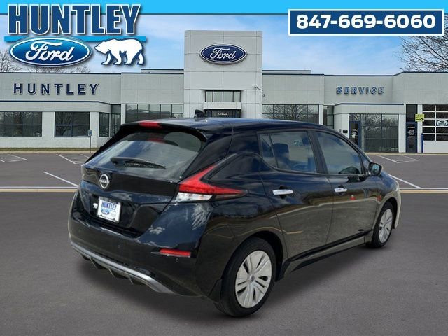 Used 2024 Nissan Leaf S image 5