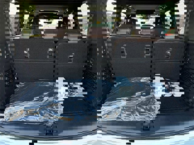 New 2026 Nissan Armada Platinum image 12