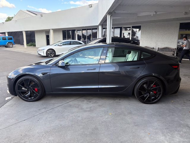 Used 2025 Tesla Model 3 Performance AWD/4WD image 8