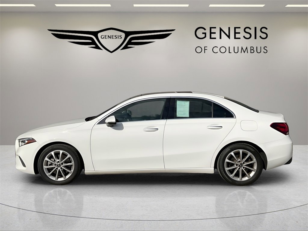 Used 2022 Mercedes-Benz A 220 4MATIC image 2