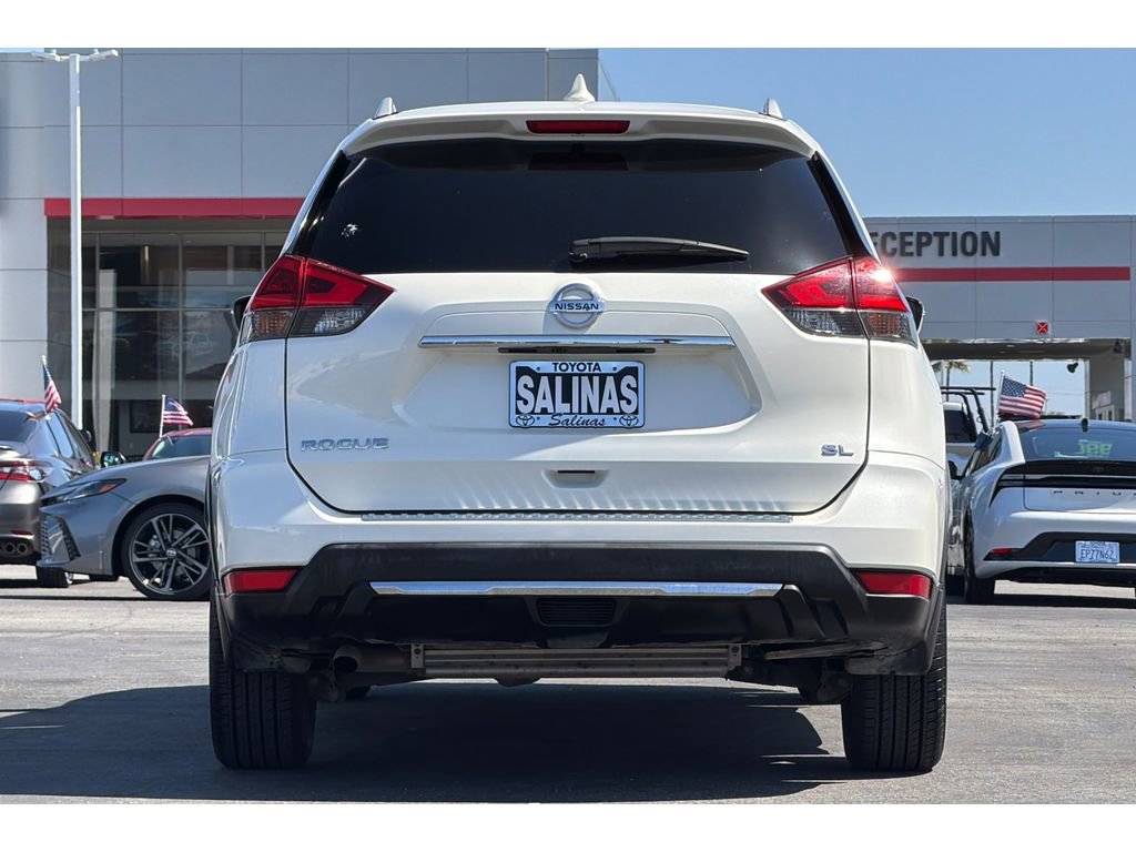 Used 2018 Nissan Rogue SL w/ Premium Package FWD image 5