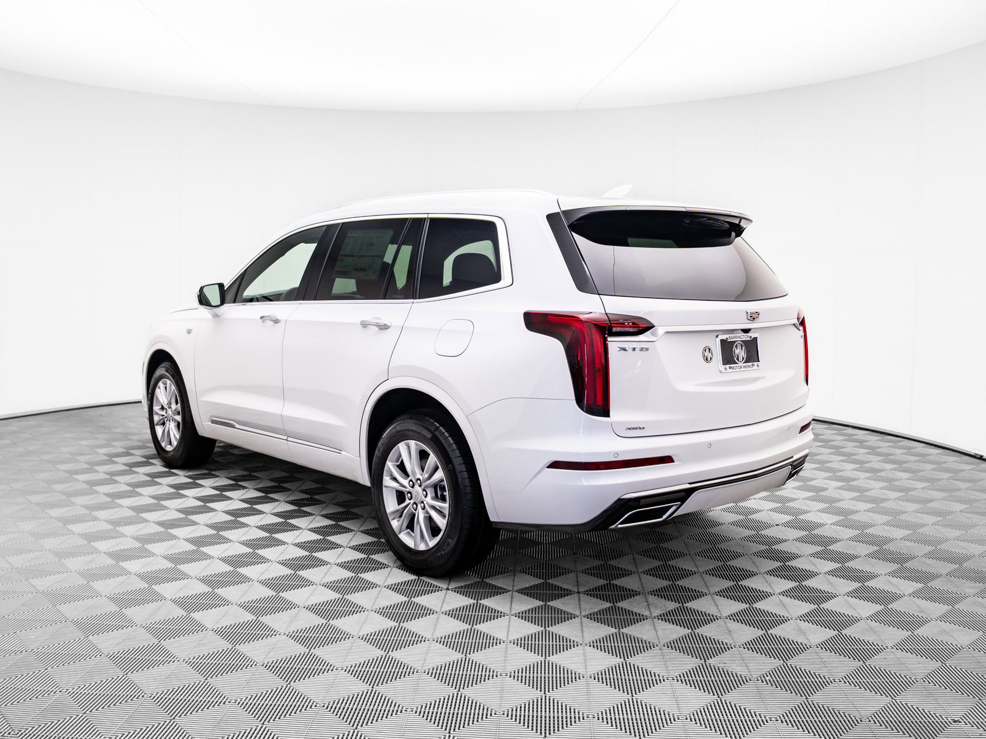 New 2025 Cadillac XT6 Luxury image 5