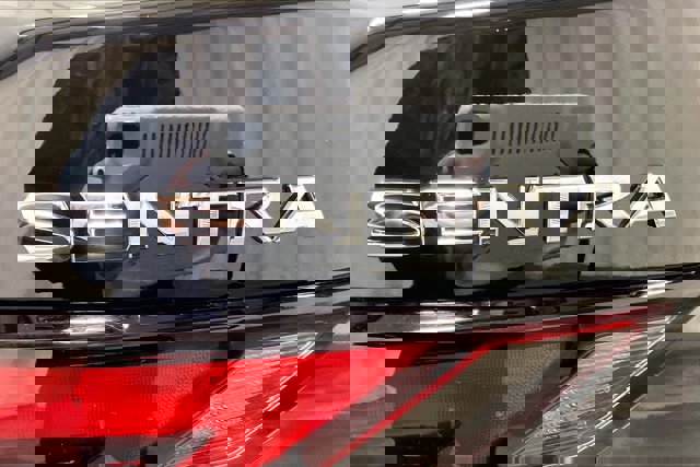 Used 2025 Nissan Sentra S image 8