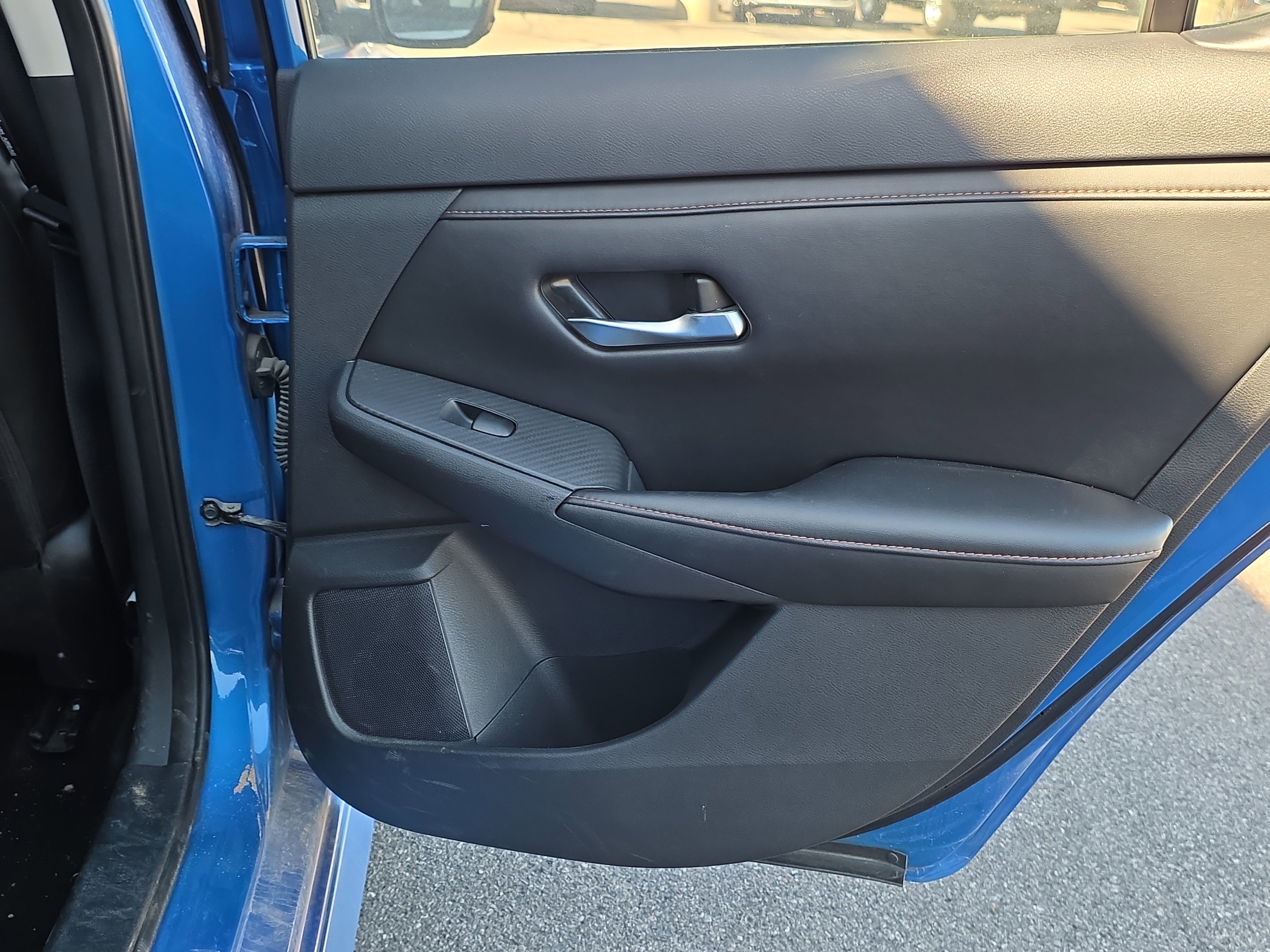 Used 2022 Nissan Sentra SR w/ SR Premium Package image 19