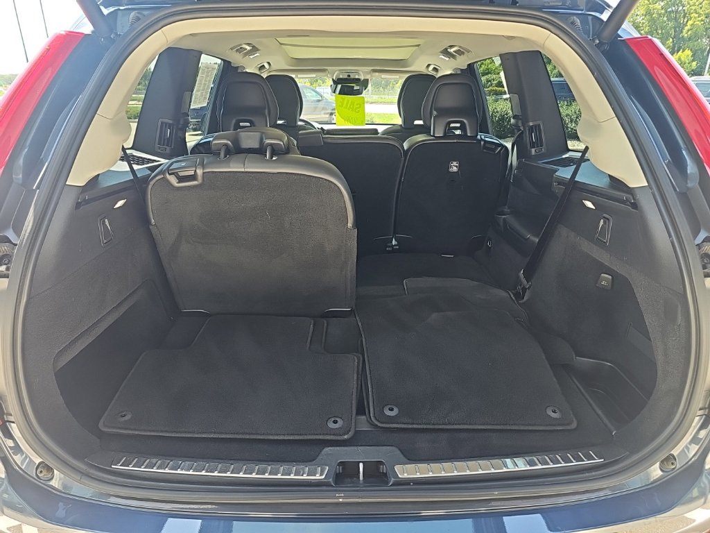 Used 2022 Volvo XC90 T5 Momentum AWD/4WD image 39