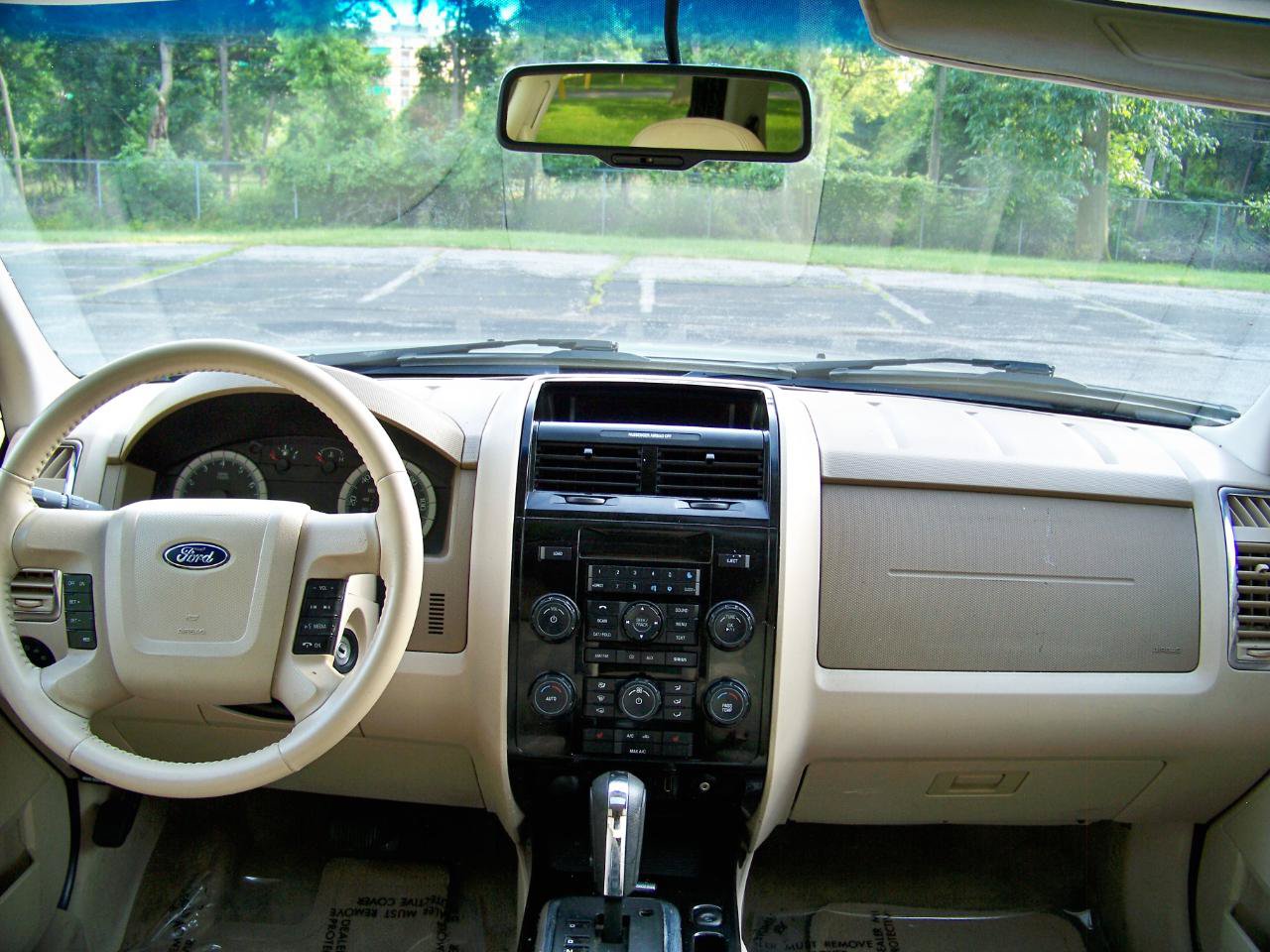 Used 2009 Ford Escape Limited AWD/4WD image 20