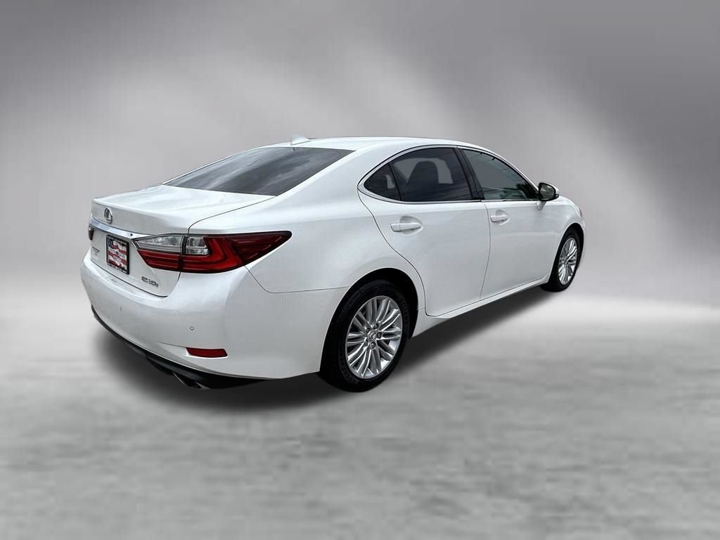 Used 2017 Lexus ES 350 w/ Premium Package FWD image 4