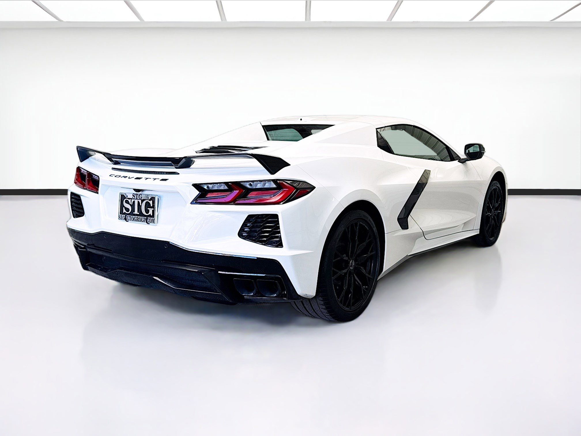Used 2024 Chevrolet Corvette Stingray Z51 PERFORMANCE PACKA w/ Z51 Performance Package image 4