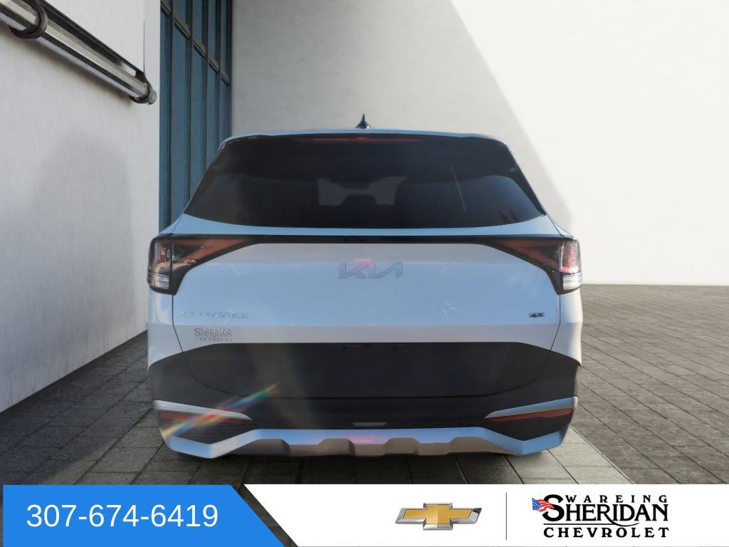 Used 2024 Kia Sportage LX image 4