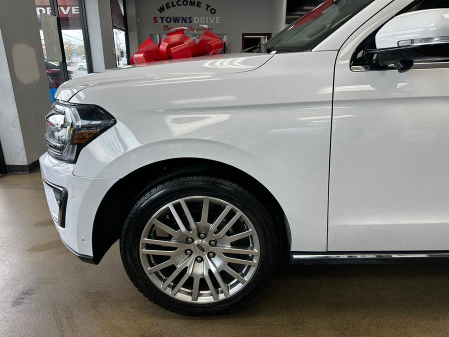 Used 2023 Ford Expedition Max Limited image 9