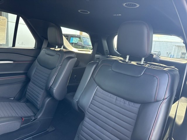 New 2026 Ford Explorer ST-Line image 30