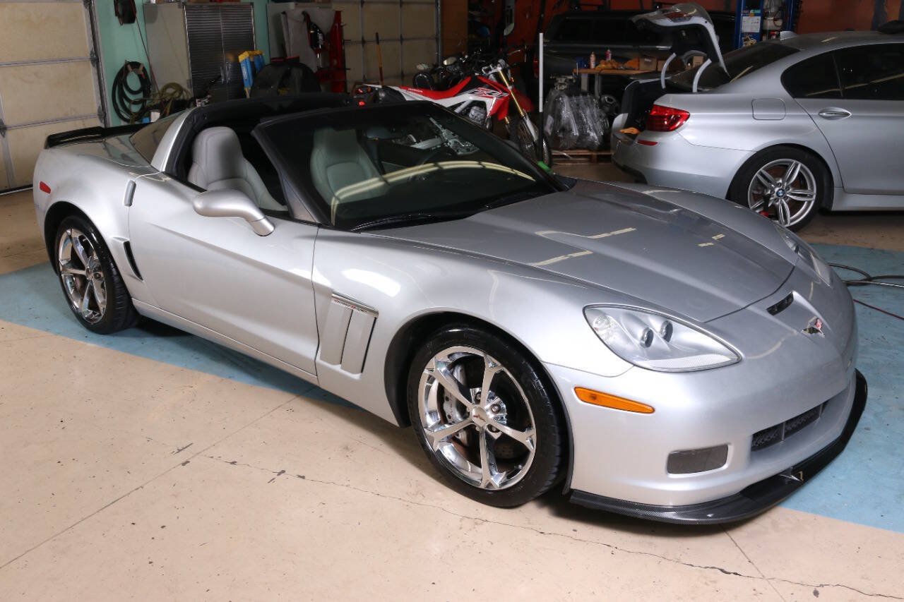 Used 2011 Chevrolet Corvette Grand Sport w/ Preferred Equipment Group RWD image 5