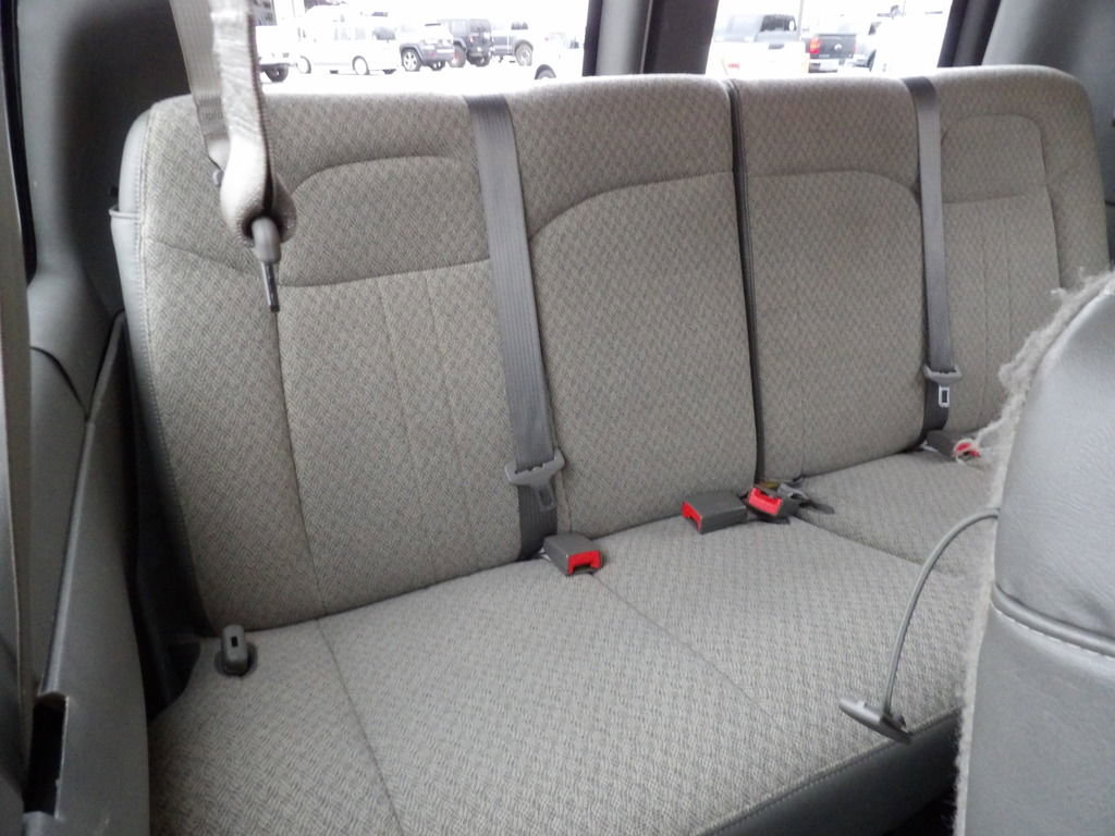 Used 2020 Chevrolet Express 3500 LS image 36