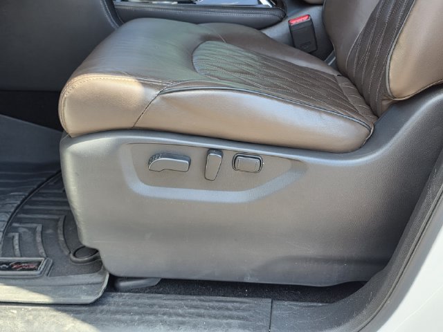 Used 2023 Nissan Armada Platinum w/ Captain's Chairs Package RWD image 15
