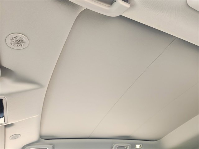 New 2025 Land Rover Discovery Sport S image 18