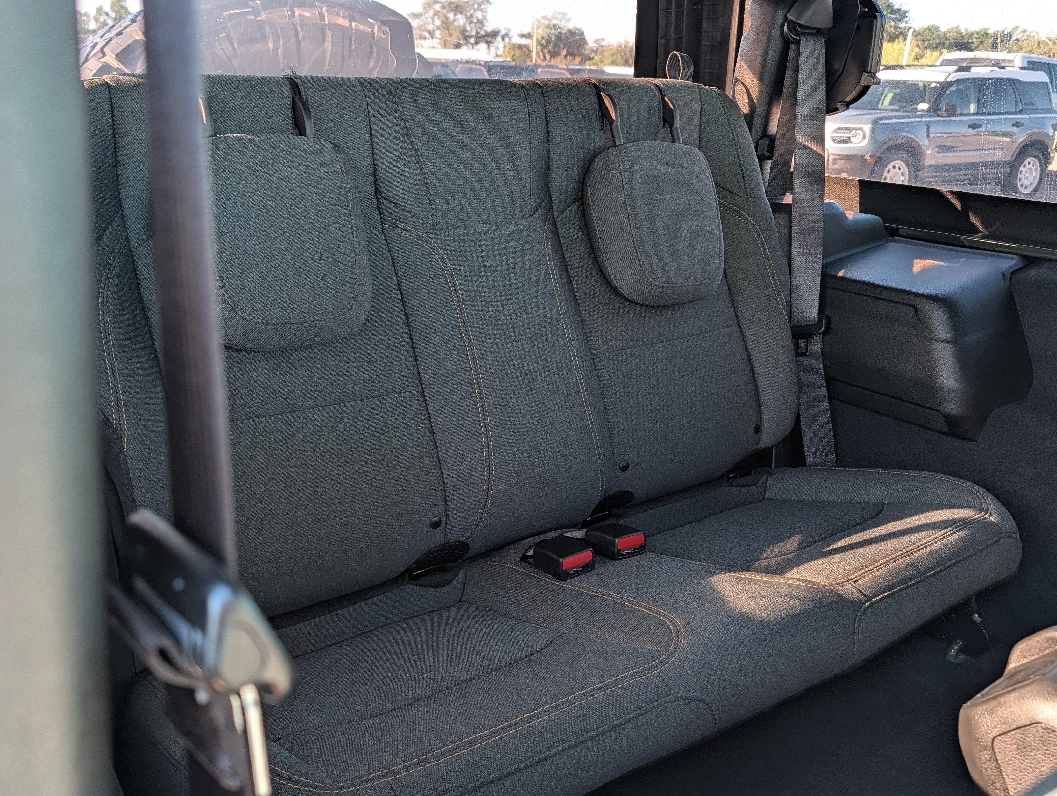 Used 2024 Jeep Wrangler Sport AWD/4WD image 17