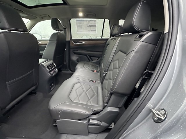 New 2026 Volkswagen Atlas SE image 30