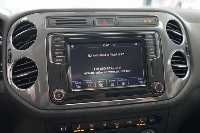 Used 2017 Volkswagen Tiguan Sport image 36