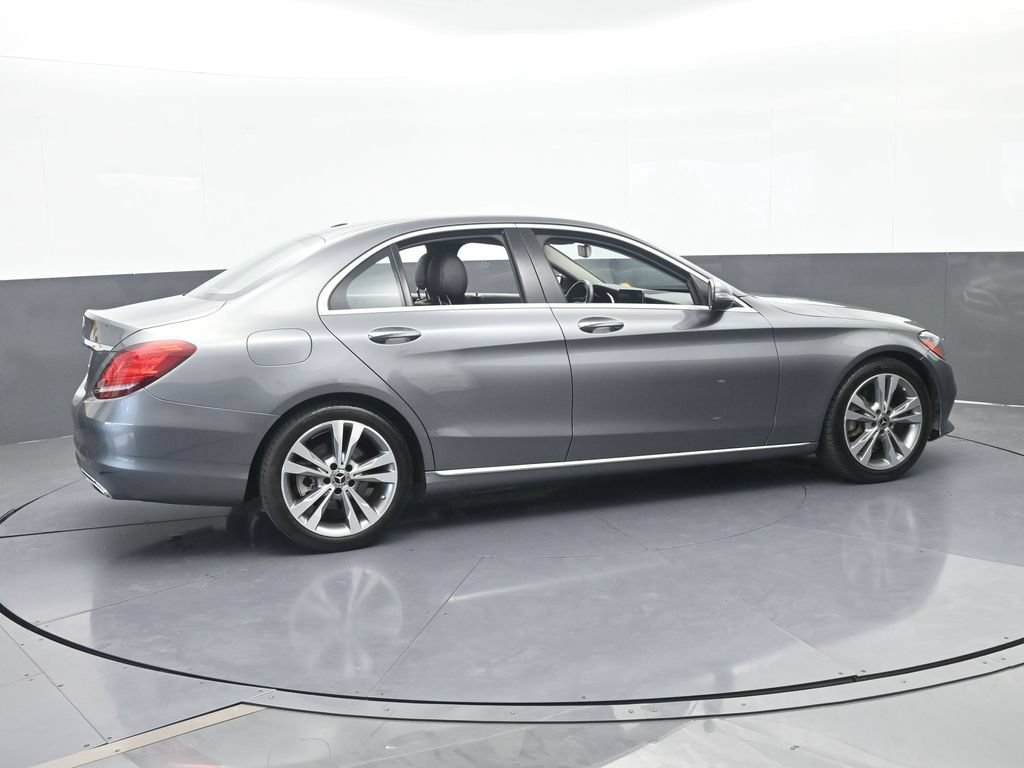 Used 2019 Mercedes-Benz C 300 Sedan image 2