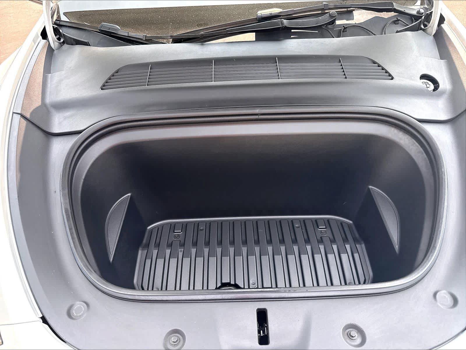 Used 2023 Tesla Model Y Performance AWD/4WD image 30