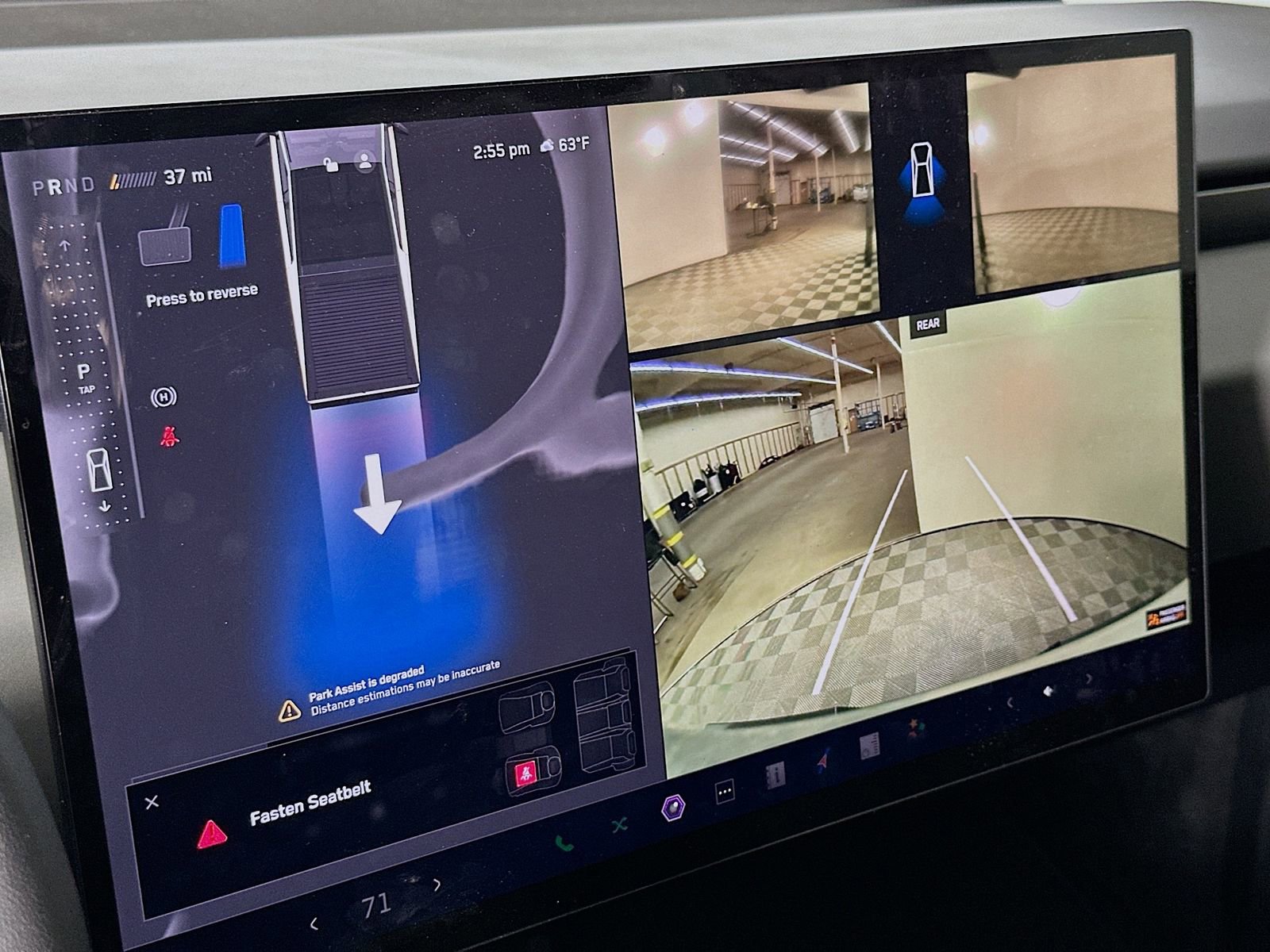 Used 2024 Tesla Cybertruck AWD Crew Cab image 13