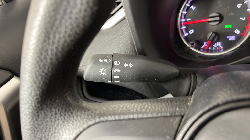 Used 2020 Toyota RAV4 LE w/ All Weather Liner Package AWD/4WD image 26