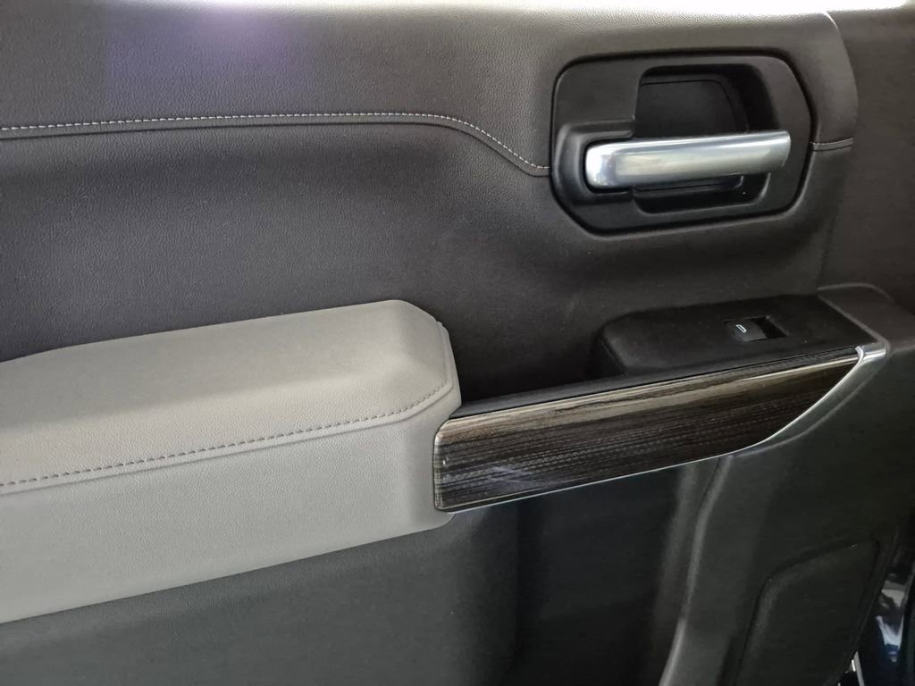 Used 2020 Chevrolet Silverado 1500 LT Trail Boss image 22