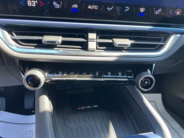 New 2026 Chevrolet Equinox EV LT image 25