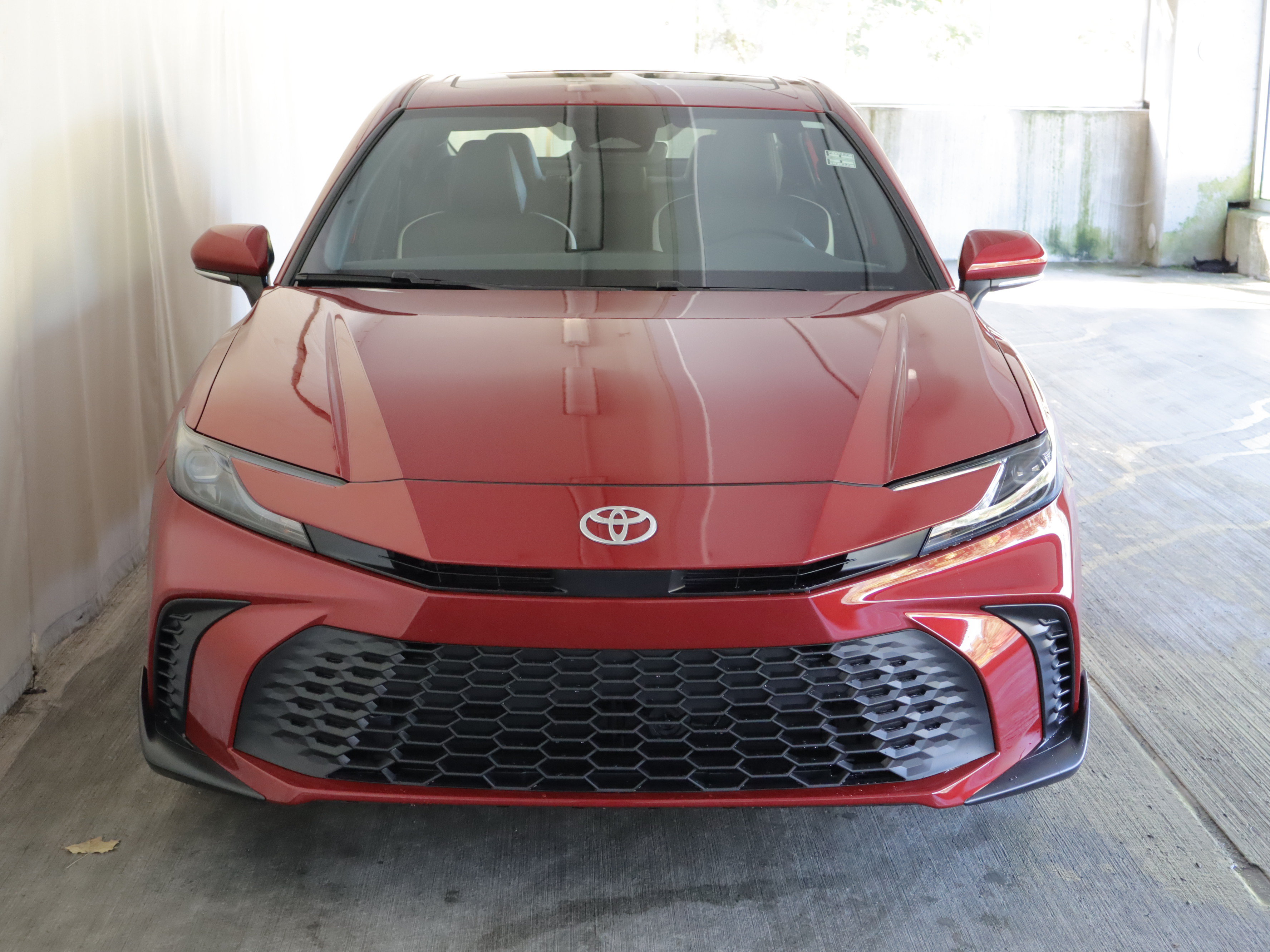 Used 2026 Toyota Camry SE w/ Convenience Package AWD/4WD image 4