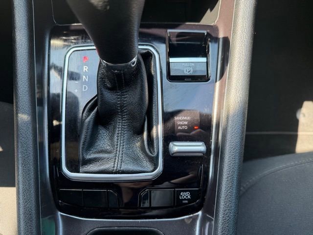 Used 2025 Jeep Compass Sport image 22