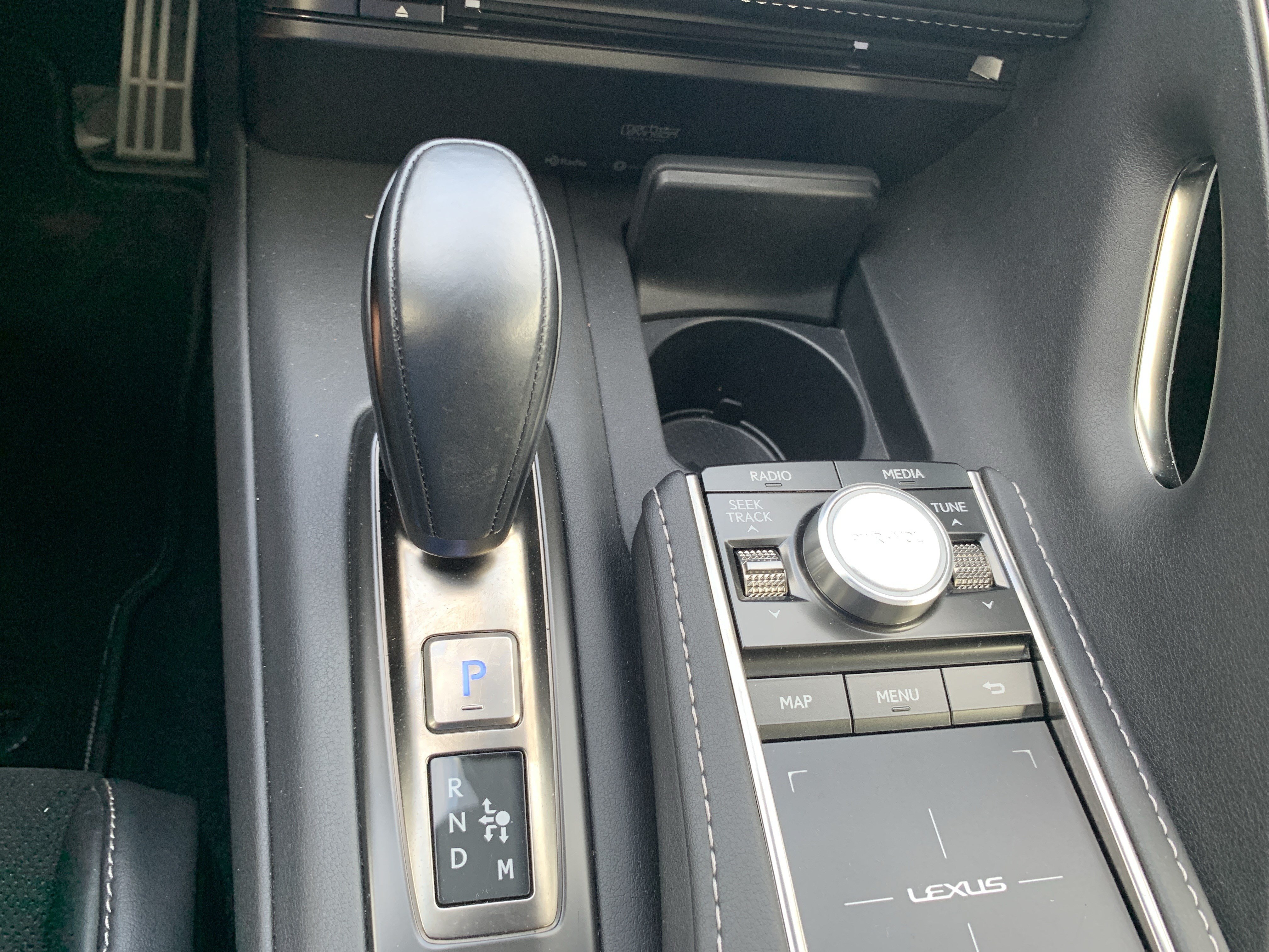 Used 2018 Lexus LC 500 Coupe w/ Sport Package RWD image 26