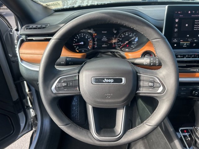 Used 2024 Jeep Compass Limited image 18